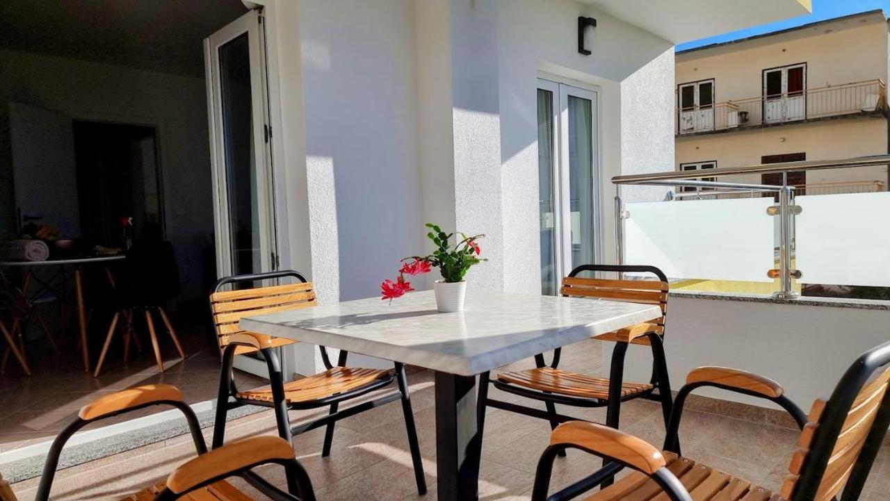 Dorijini Dvori Bed & Breakfast บาชกาโวดา ภายนอก รูปภาพ