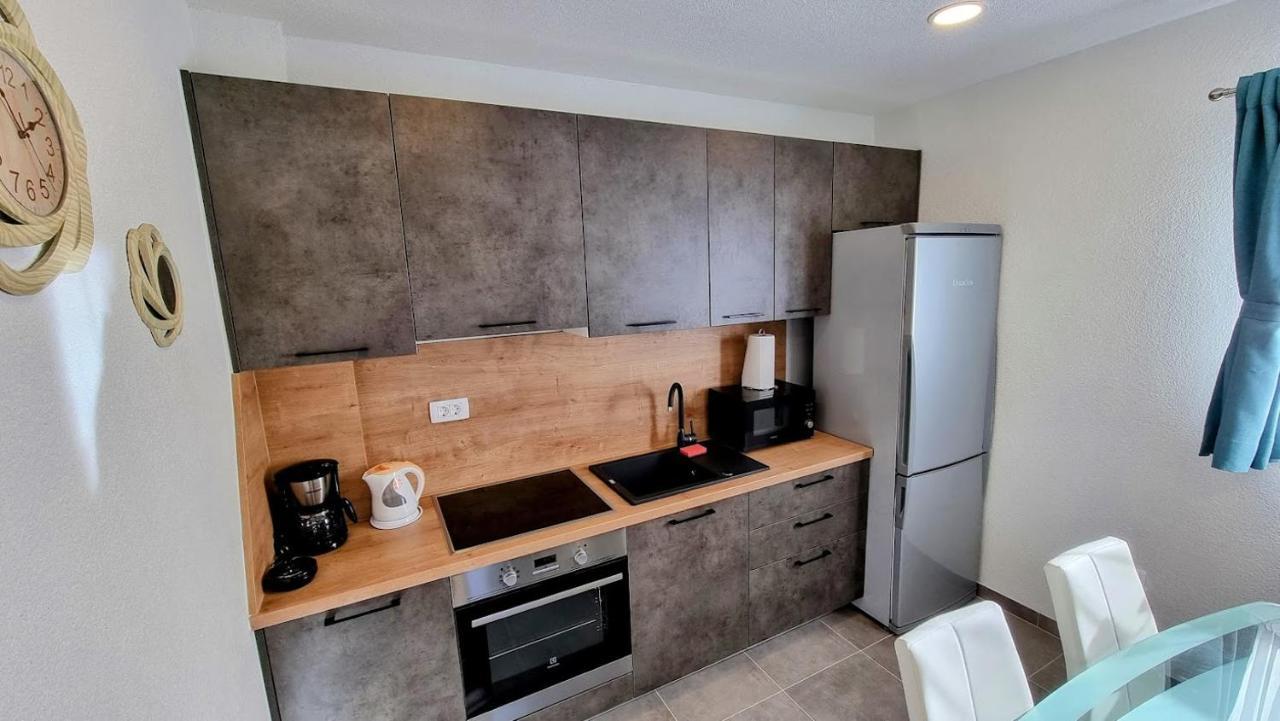 Dorijini Dvori Bed & Breakfast บาชกาโวดา ภายนอก รูปภาพ