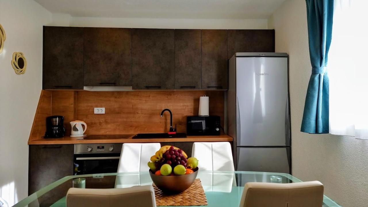 Dorijini Dvori Bed & Breakfast บาชกาโวดา ภายนอก รูปภาพ