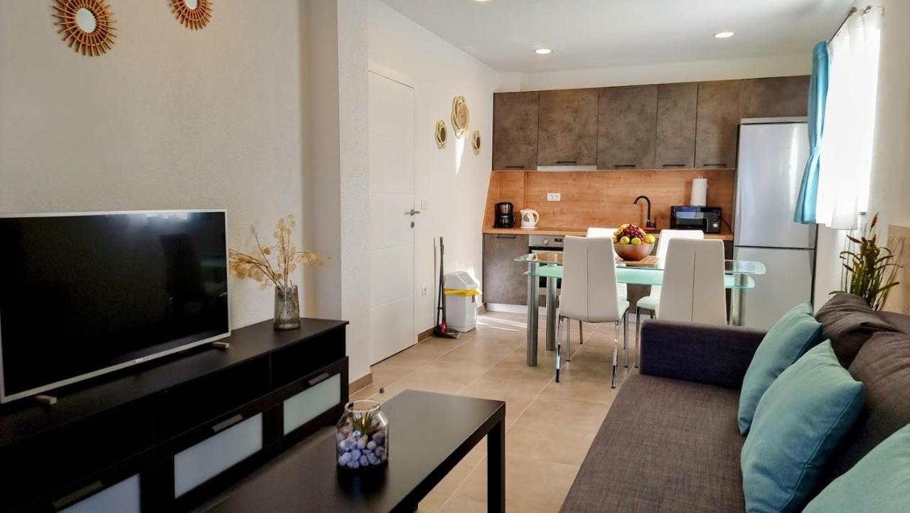 Dorijini Dvori Bed & Breakfast บาชกาโวดา ภายนอก รูปภาพ