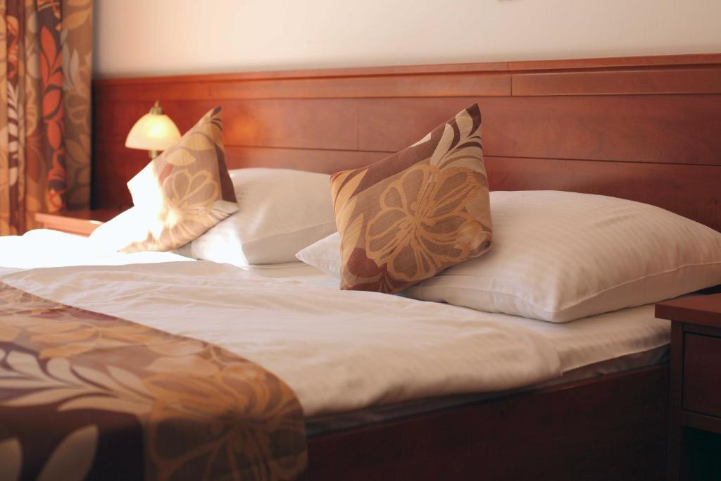 Dorijini Dvori Bed & Breakfast บาชกาโวดา ภายนอก รูปภาพ